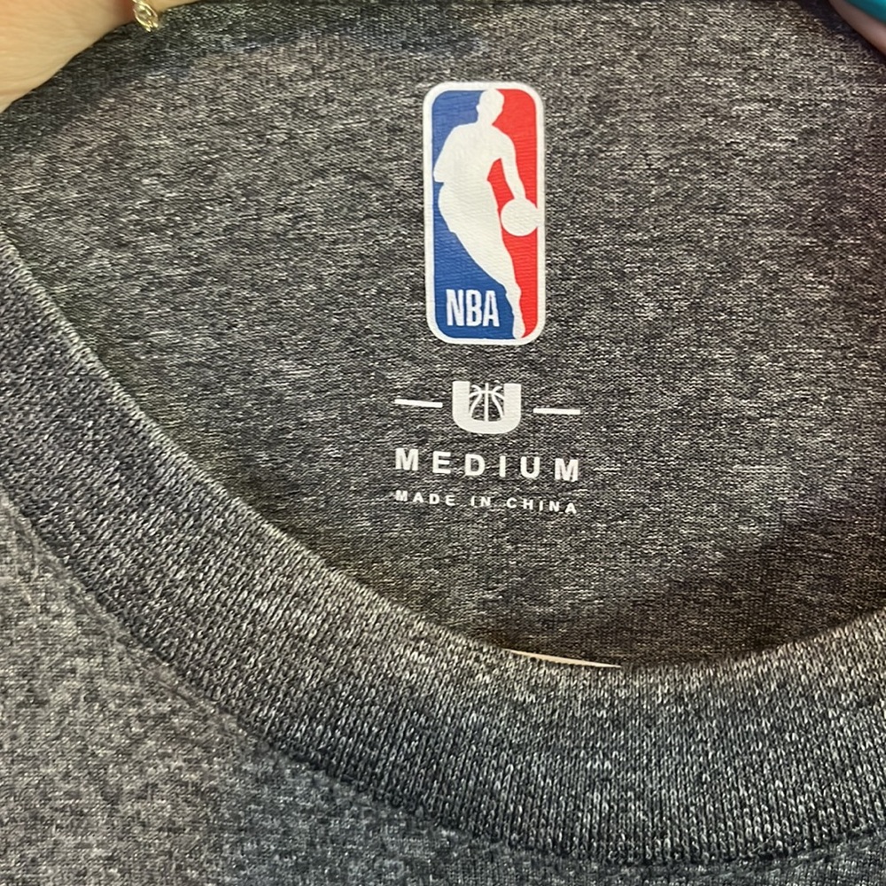 Mens M Celtics tee - Picture 3 of 3
